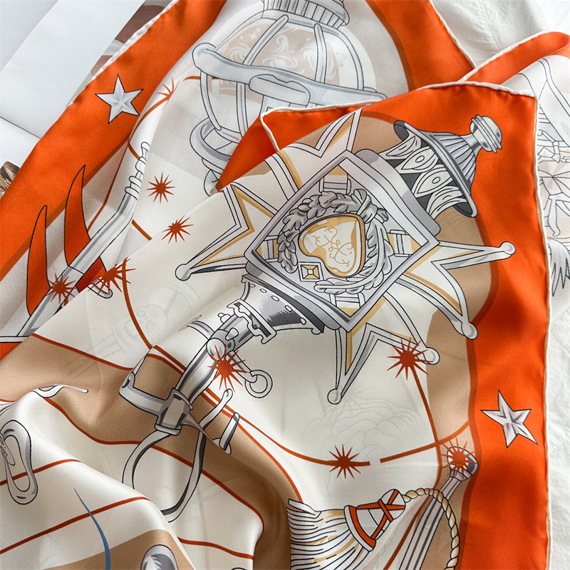 Luxury Brand Scarf Large Silk  - Luxury Bags For Women Brands recensione e prezzo