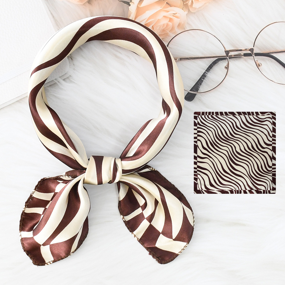 Luxury Design Print Silk Squar - Luxury Bags Designer recensione e prezzo