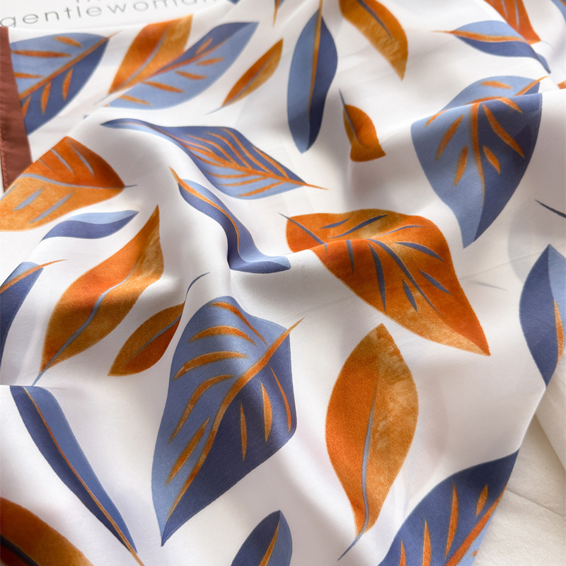 Luxury Brand Print 70cm Square - Luxury Bags For Women Brands recensione e prezzo